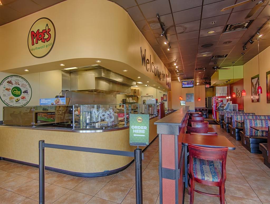 Moes Southwest Grill | restaurant | 2605 S State Rd 7, Wellington, FL 33414, USA | 5617925712 OR +1 561-792-5712
