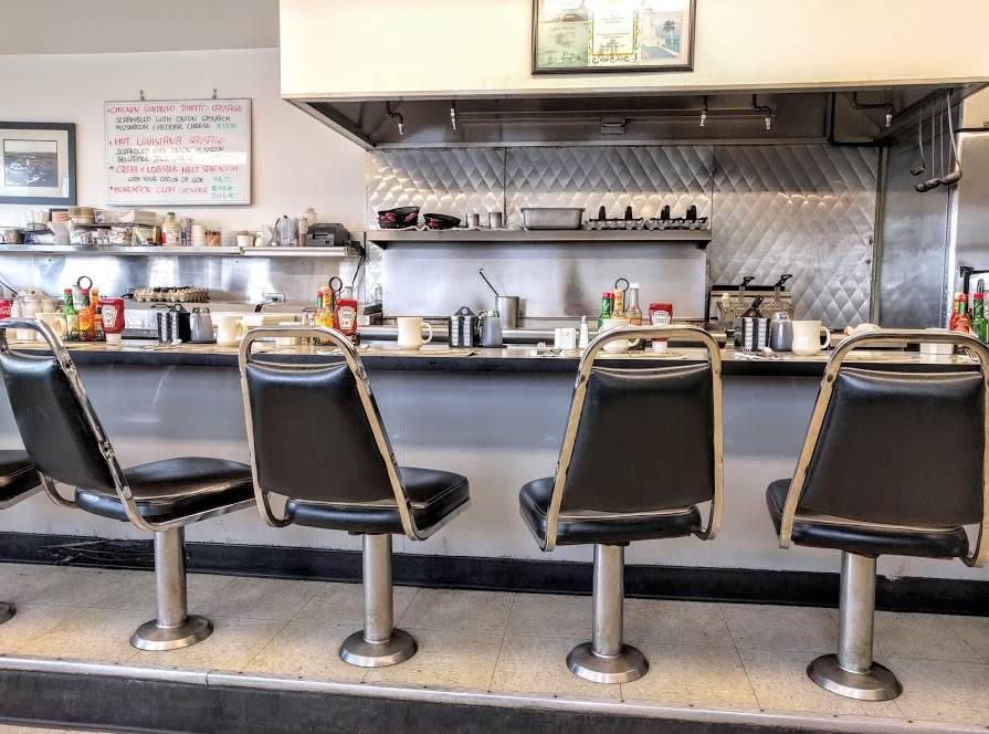 Lighthouse Café | restaurant | 1311 Bridgeway, Sausalito, CA 94965, USA | 4153313034 OR +1 415-331-3034