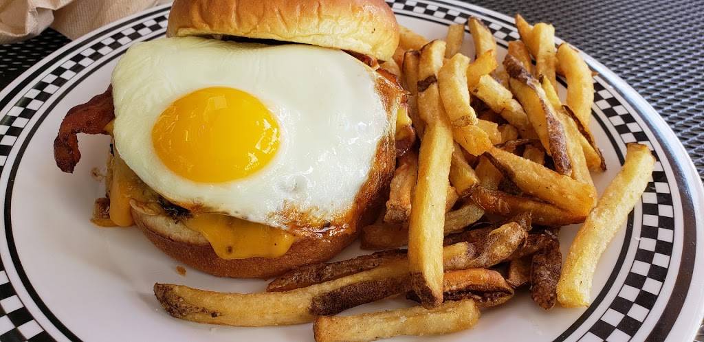 Grumps Cafe | cafe | 117 Hillsmere Dr, Annapolis, MD 21403, USA | 4102670229 OR +1 410-267-0229