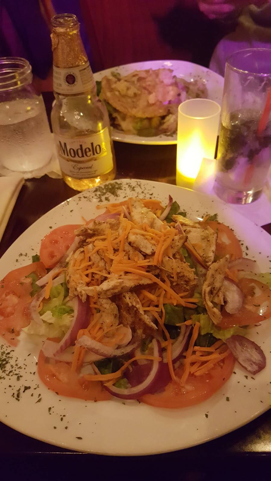 Latin Kitchen | restaurant | 3841 E Tremont Ave, The Bronx, NY 10465, USA | 7188925000 OR +1 718-892-5000