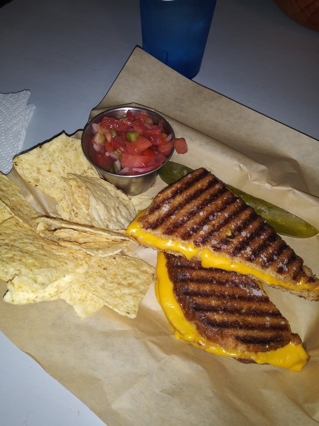 The Front Porch | restaurant | 215 Church St, Spencer, WV 25276, USA | 3045192147 OR +1 304-519-2147