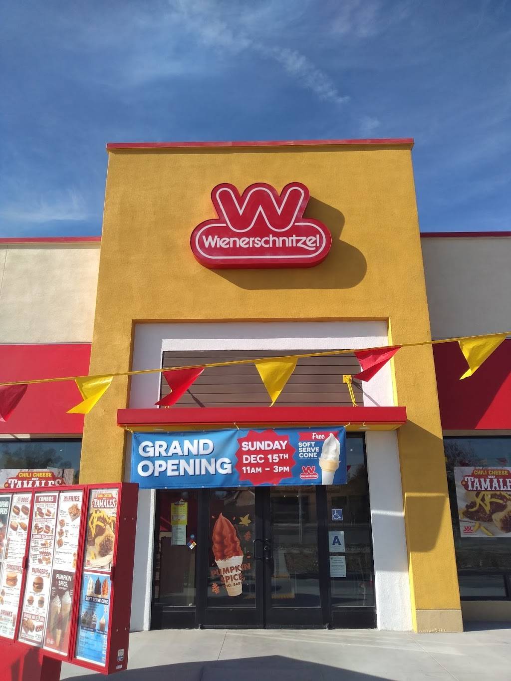 Wienerschnitzel | restaurant | 2650 N Perris Blvd, Perris, CA 92571, USA | 9519404256 OR +1 951-940-4256