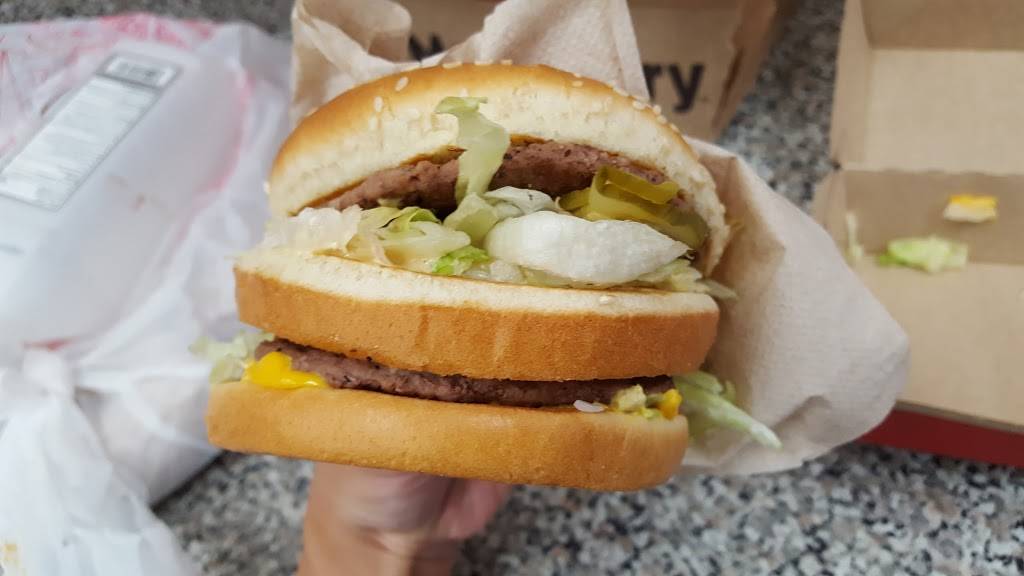 McDonalds | cafe | 688 8th Ave FRNT 1, New York, NY 10036, USA | 2122213863 OR +1 212-221-3863