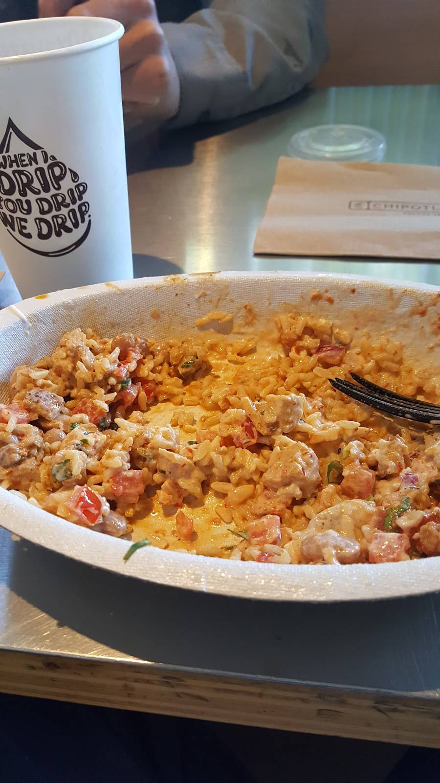 Chipotle Mexican Grill | restaurant | 3830 Truxel Rd Ste 300, Sacramento, CA 95834, USA | 9165749671 OR +1 916-574-9671