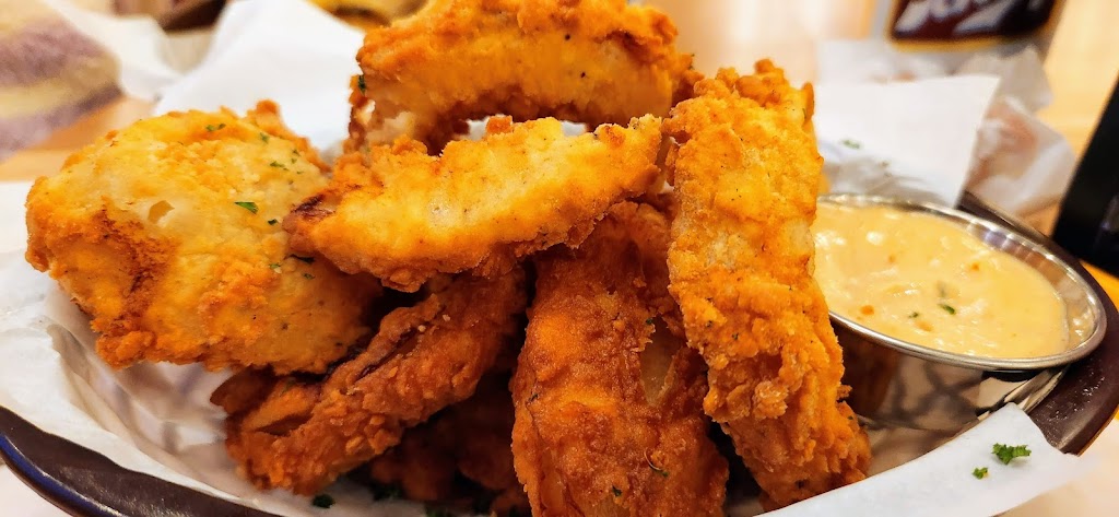 Here Chicky Chicky | restaurant | 20340 W Lord St, Brookfield, WI 53045, USA | 2623954789 OR +1 262-395-4789