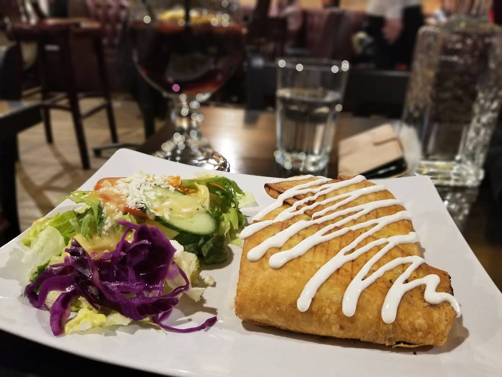 El Bocho | restaurant | 10133 Yonge St unit a, Richmond Hill, ON L4C 1T5, Canada | 9052374345 OR +1 905-237-4345