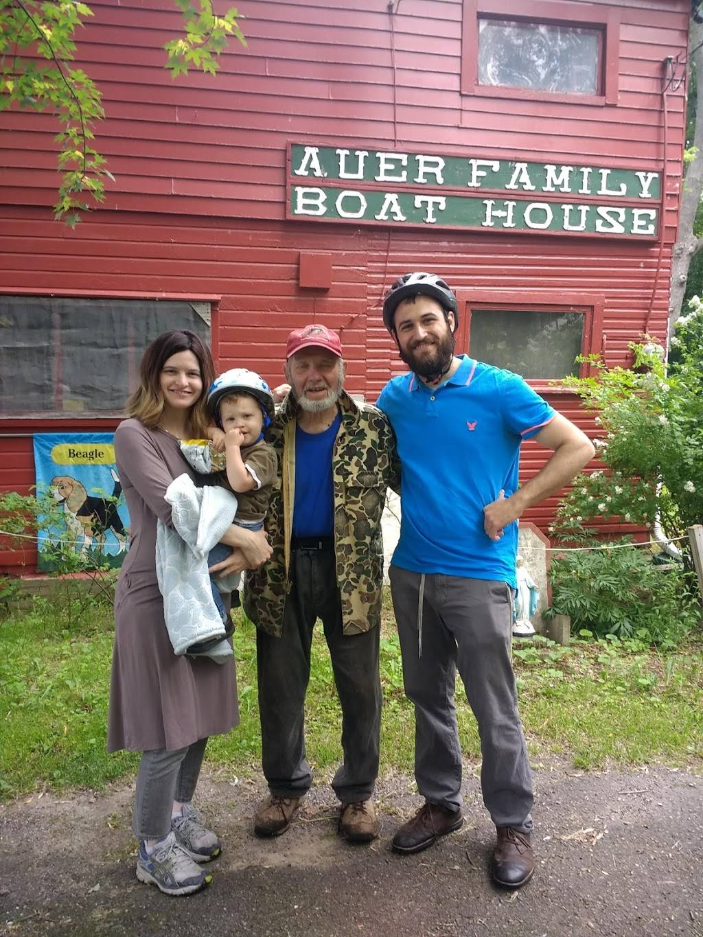 Auer Family/Charlies Boathouse | meal takeaway | 3181 North Ave, Burlington, VT 05408, USA | 8028629840 OR +1 802-862-9840