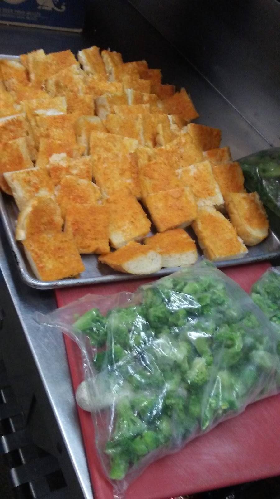 Domenicks Pizza House | restaurant | 24209 N Avalon Blvd, Carson, CA 90745, USA | 3108348990 OR +1 310-834-8990