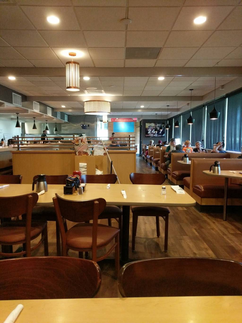 IHOP | restaurant | 1915 Cypress Gardens Blvd, Winter Haven, FL 33884, USA | 8633261772 OR +1 863-326-1772