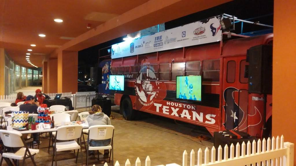 2 A Day Sports Bar | restaurant | 10555 Pearland Pkwy G, Houston, TX 77089, USA | 7139910453 OR +1 713-991-0453