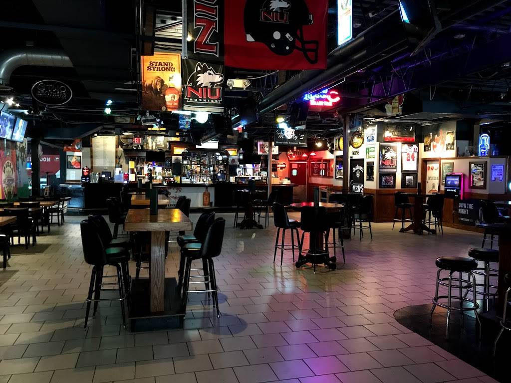 Mollys Eatery & Drinkery | restaurant | 1000 W Lincoln Hwy, DeKalb, IL 60115, USA | 8155170335 OR +1 815-517-0335