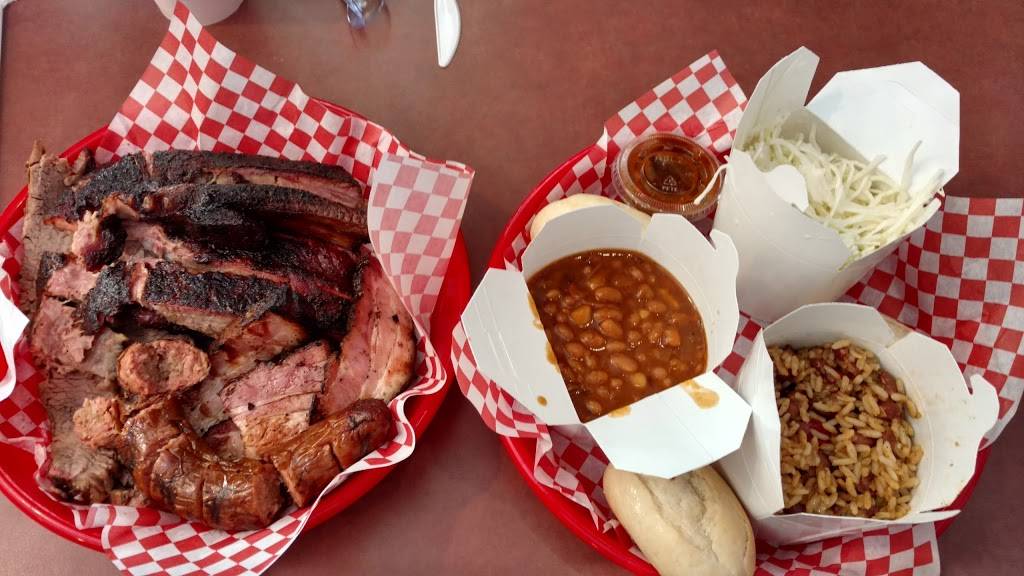 Q Fanatic BBQ & Grill | restaurant | 180 Miller Rd, Champlin, MN 55316, USA | 6124406628 OR +1 612-440-6628