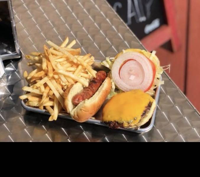 The Dog House | restaurant | Greeneville, TN 37745, USA | 4236097179 OR +1 423-609-7179