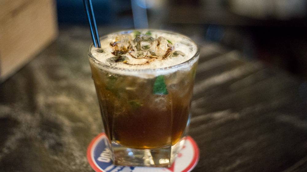 Bar Red | restaurant | 437 W Colfax Ave, Denver, CO 80204, USA | 7202967130 OR +1 720-296-7130