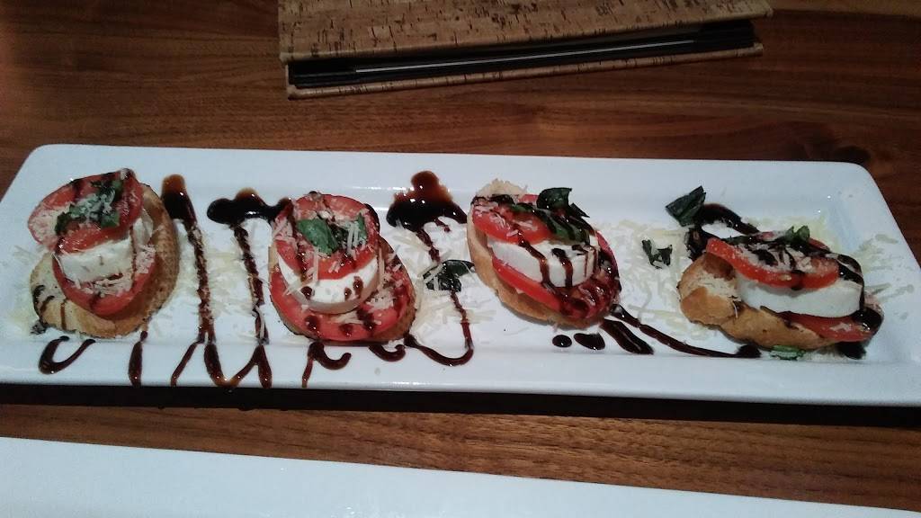 Hy-Vee Market Grille | restaurant | 7610 N Orange Prairie Rd, Peoria, IL 61615, USA | 3095891030 OR +1 309-589-1030