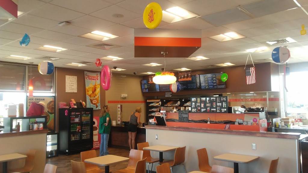 Dunkin | bakery | 1825 N Superior Ave, Tomah, WI 54660, USA | 6083745678 OR +1 608-374-5678