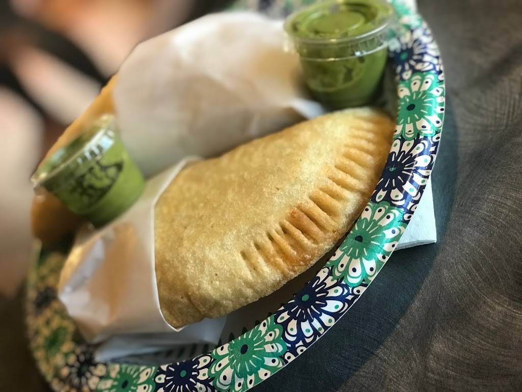 Ricuras de Venezuela | restaurant | 890 W Grant Rd, Tucson, AZ 85705, USA | 5203890689 OR +1 520-389-0689