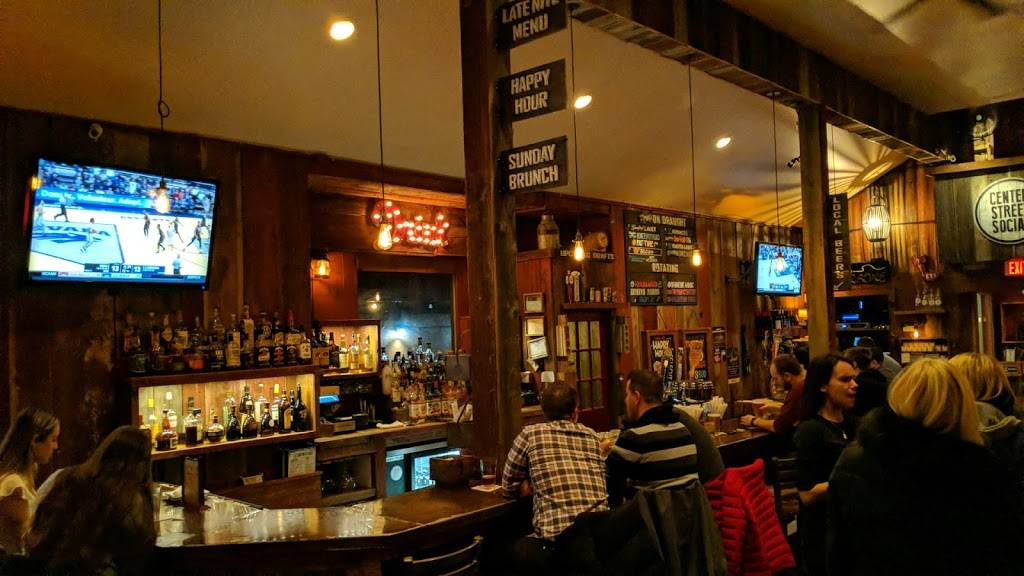 Center Street Social | restaurant | 127 Center St, Shelton, CT 06484, USA | 2035138005 OR +1 203-513-8005