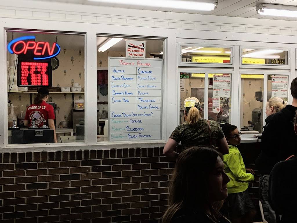 Forbushs | restaurant | 3462 Ellwood Rd, New Castle, PA 16101, USA | 7246582663 OR +1 724-658-2663