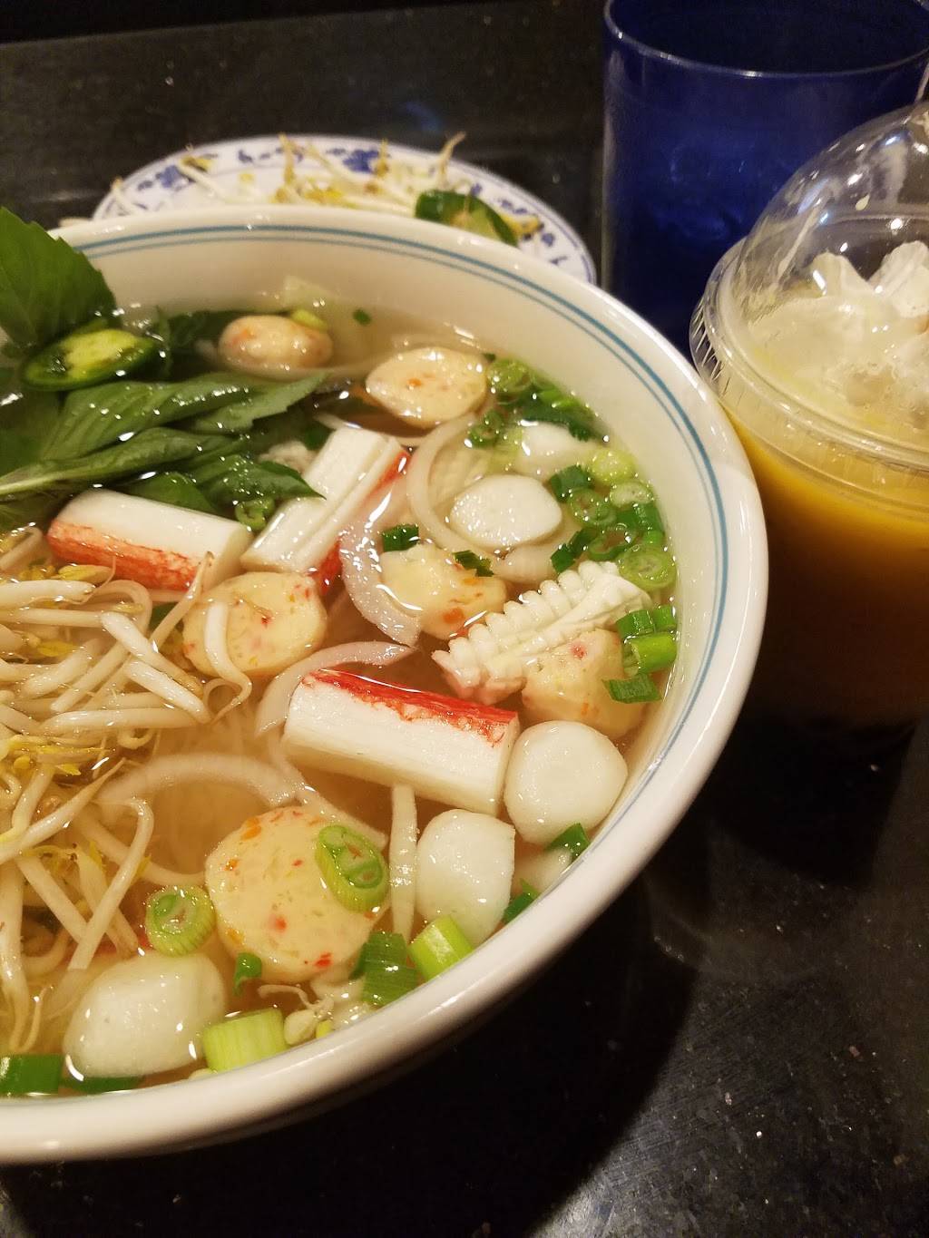 Pho 96 Vietnamese Restaurant | restaurant | 2990 W Mississippi Ave, Denver, CO 80219, USA | 3035689262 OR +1 303-568-9262