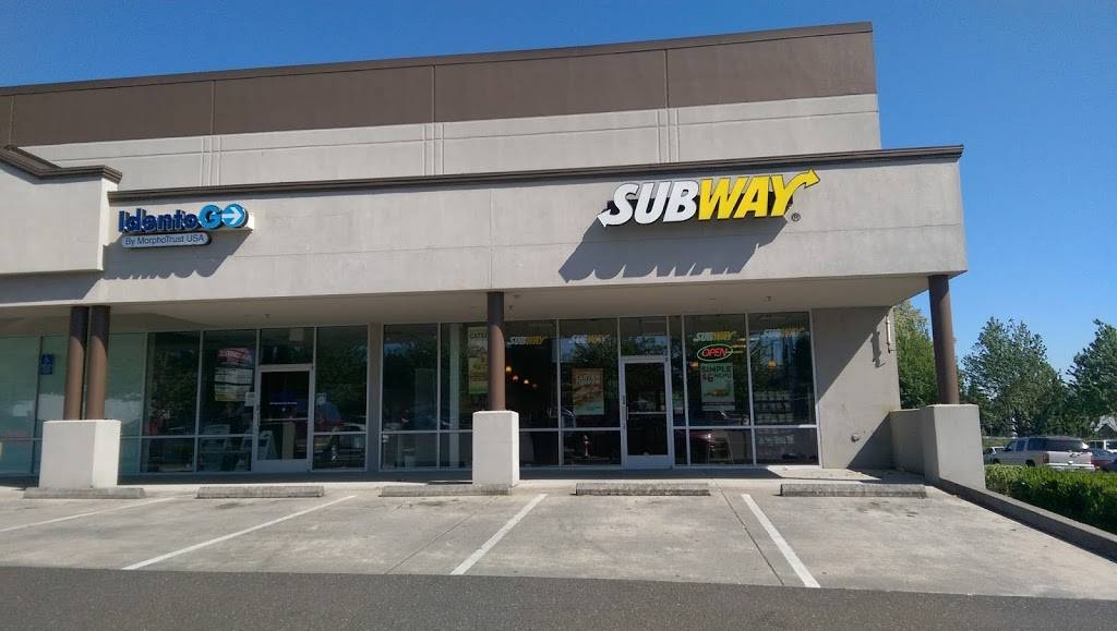 Subway | meal takeaway | 10643 NE Sandy Blvd Suite D, Portland, OR 97220, USA | 5032510400 OR +1 503-251-0400