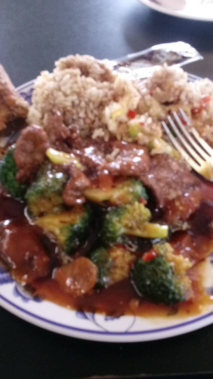 Great Wall Express | restaurant | 502 E Broadway, Council Bluffs, IA 51503, USA | 7123231541 OR +1 712-323-1541