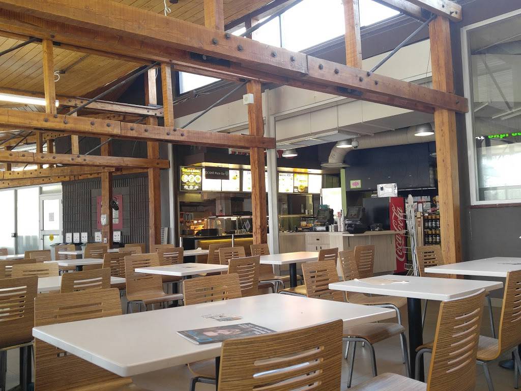 Harveys | restaurant | 1430 Trafalgar Rd, Sheridan College, Oakville, ON L6H 2L1, Canada | 9058448532 OR +1 905-844-8532