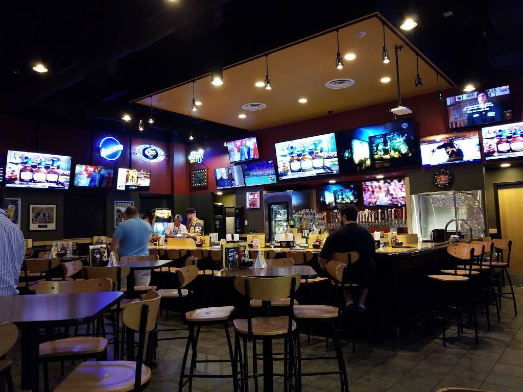 Buffalo Wild Wings | meal takeaway | 1811 N Bishop Ave, Rolla, MO 65401, USA | 5733410303 OR +1 573-341-0303