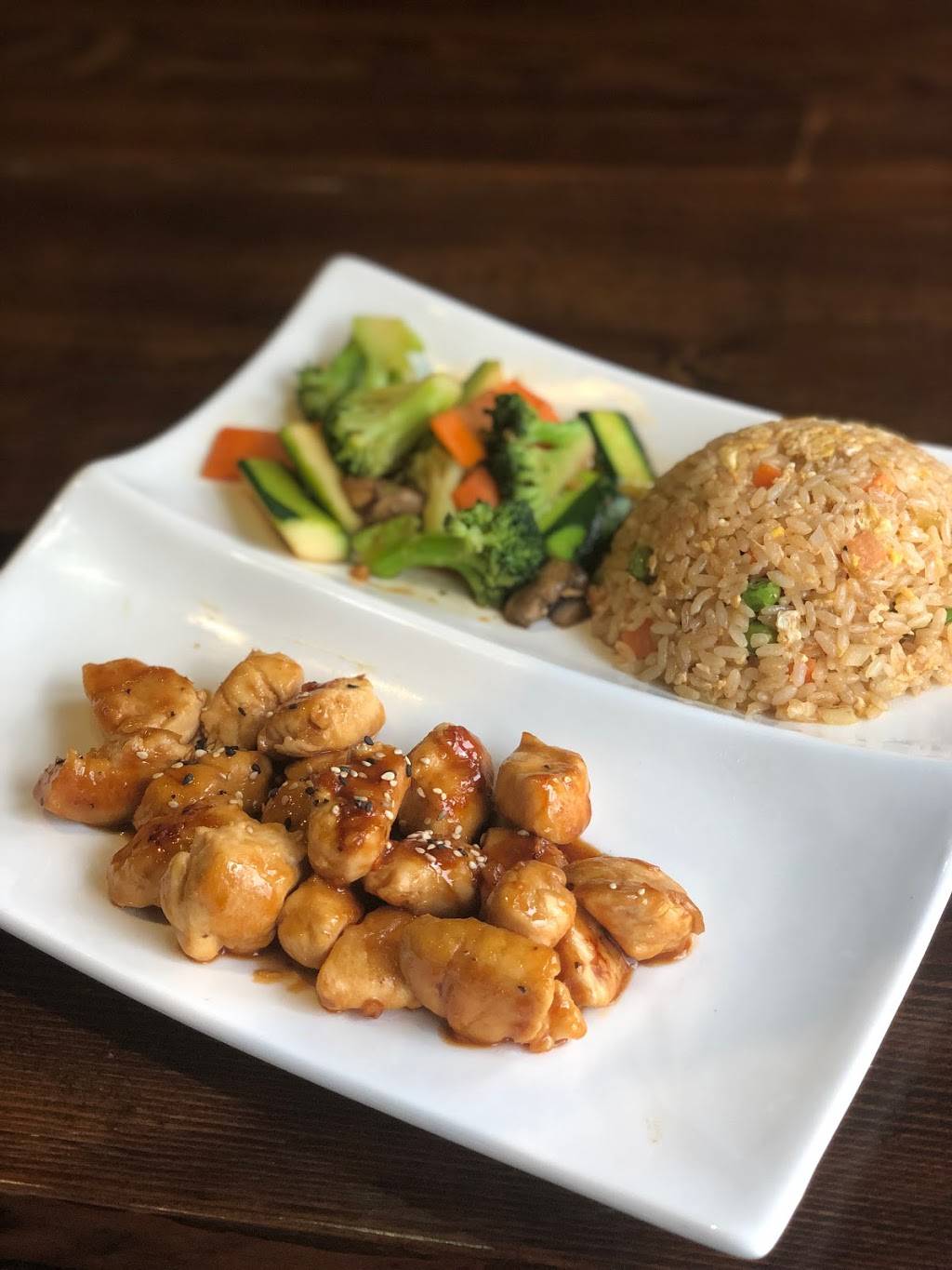 Passion Fin | restaurant | 7320 Atlas Walk Way, Gainesville, VA 20155, USA | 5712482381 OR +1 571-248-2381