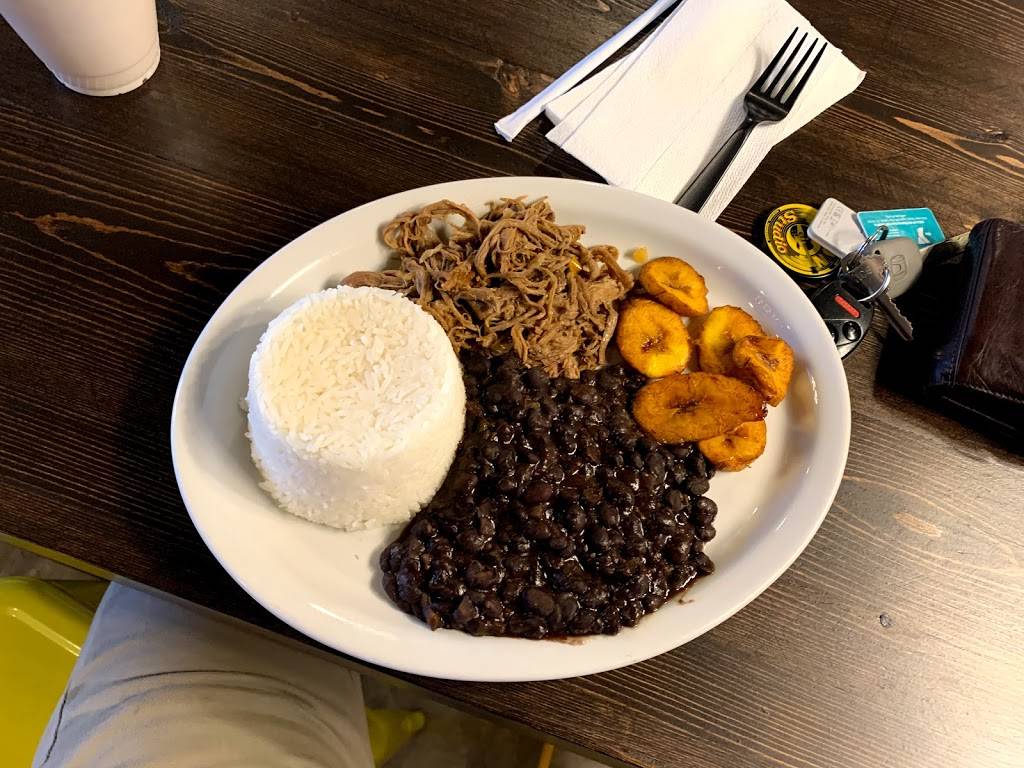 Mangos Grill | restaurant | 5000 Western Center Blvd #280, Haltom City, TX 76137, USA | 8174798122 OR +1 817-479-8122