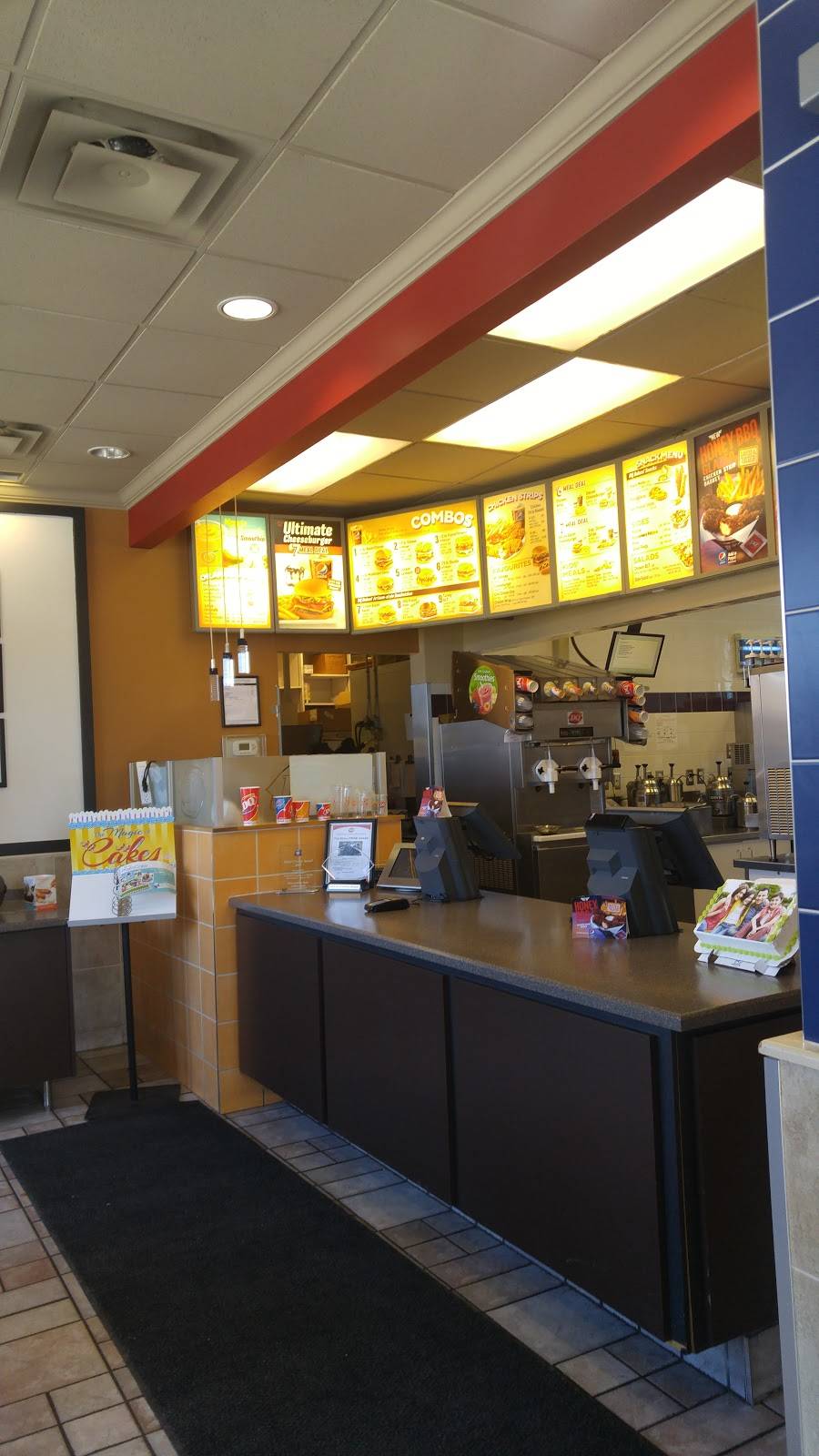 Dairy Queen | restaurant | 371 Yonge St, Barrie, ON L4N 4C9, Canada | 7057227797 OR +1 705-722-7797