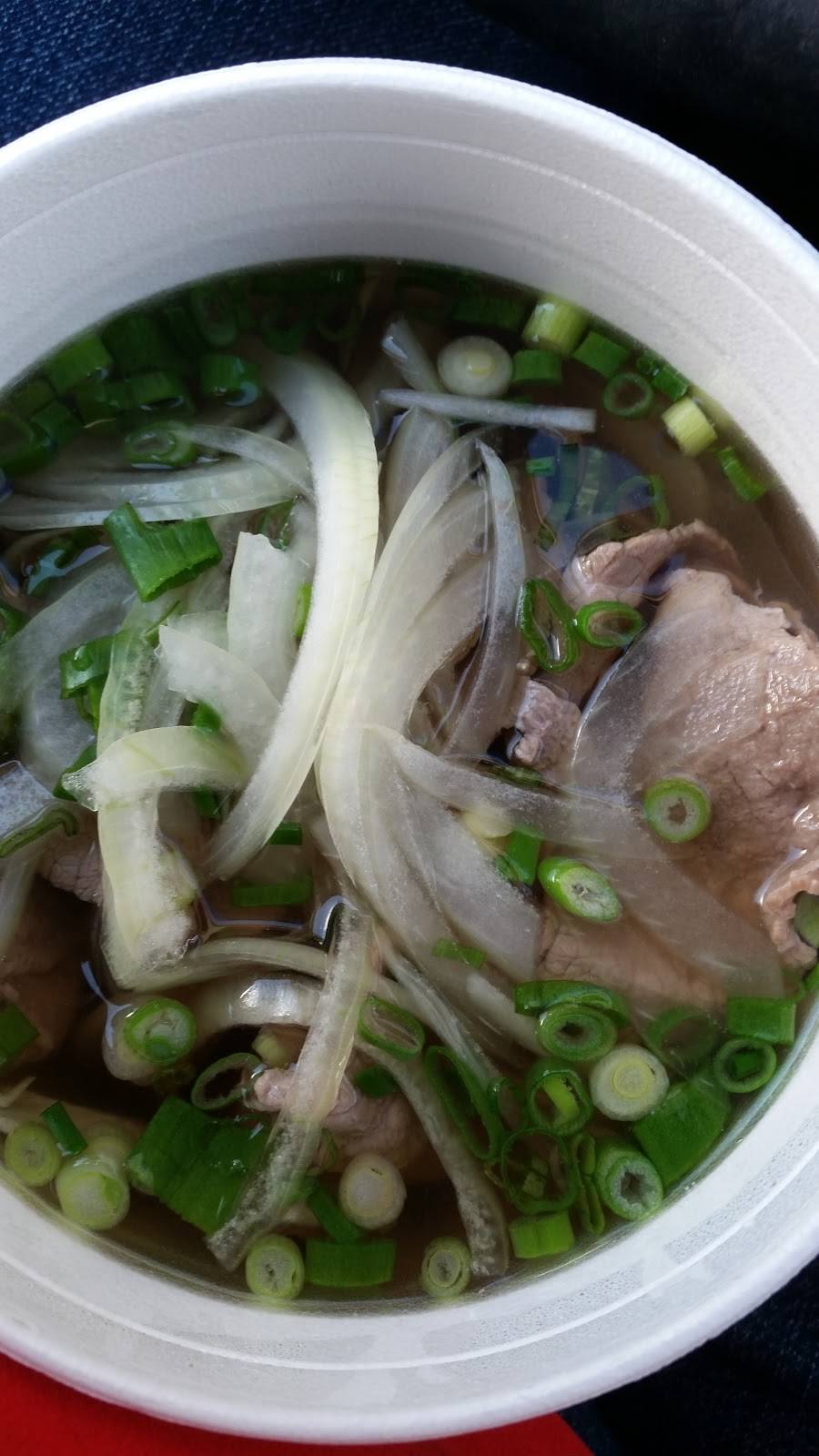 Pho Ever & Wok | restaurant | 11012 Canyon Rd E, Puyallup, WA 98373, USA | 2535392522 OR +1 253-539-2522