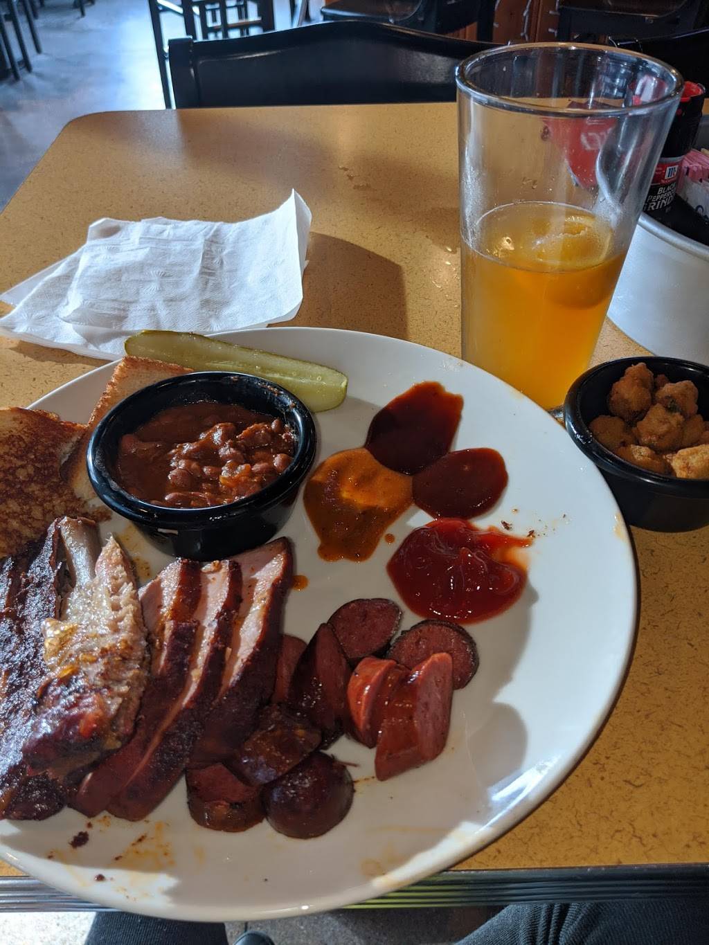 RibCrib BBQ | restaurant | 1720 S Campbell Ave, Springfield, MO 65807, USA | 4178661888 OR +1 417-866-1888