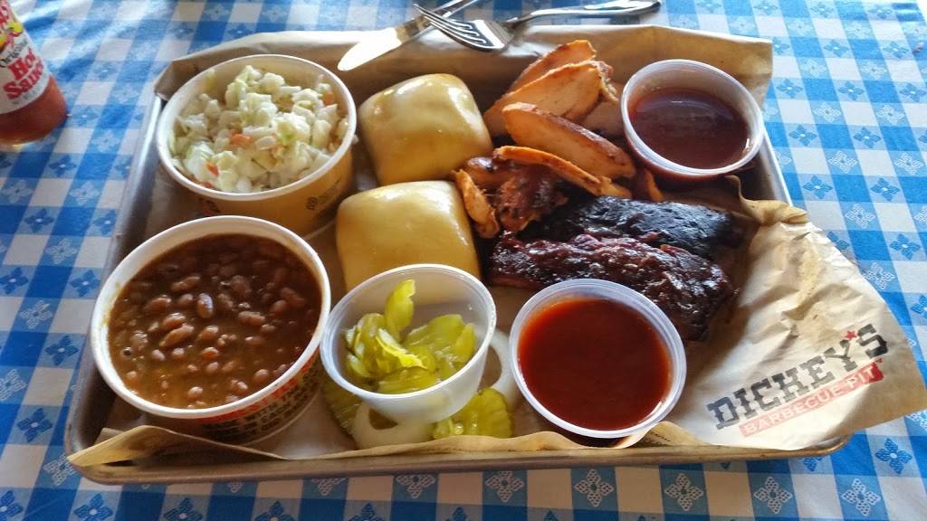 Dickeys Barbecue Pit | restaurant | 1941 W Malvern Ave, Fullerton, CA 92835, USA | 7144514620 OR +1 714-451-4620