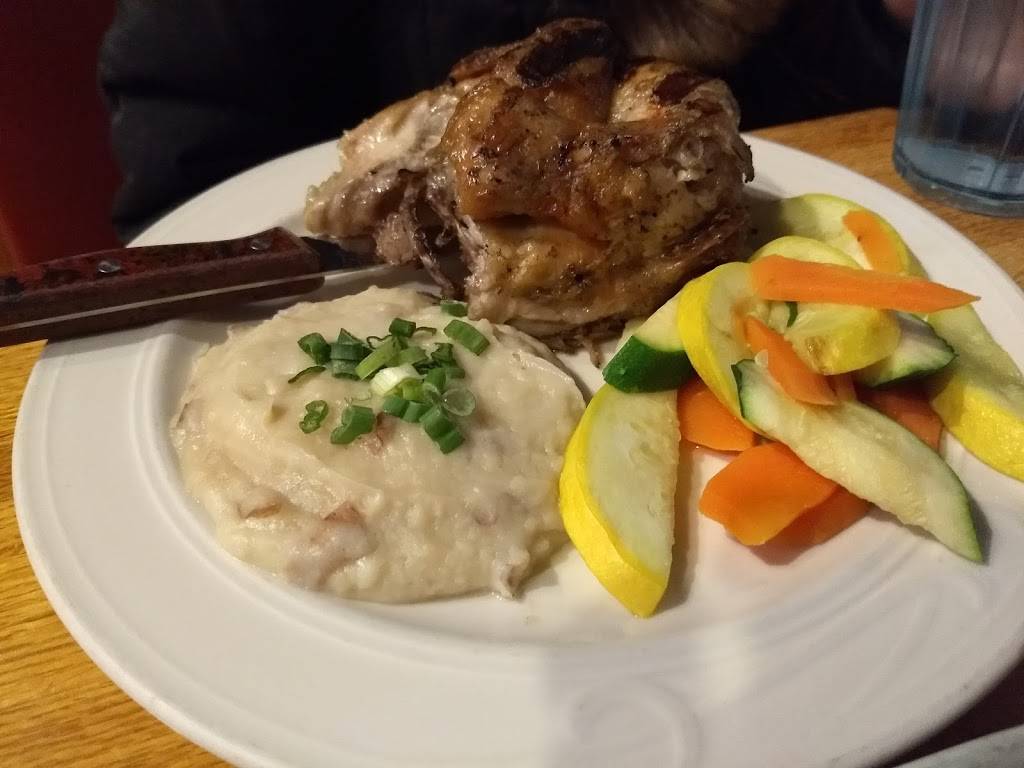 Charcoal Grill & Rotisserie | restaurant | 3839 Douglas Ave, Racine, WI 53402, USA | 2626392050 OR +1 262-639-2050