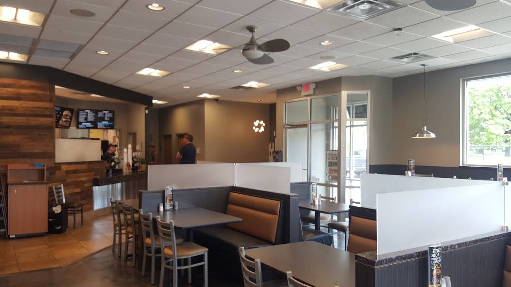 Freakin Unbelievable Burgers | restaurant | 8020 Holly Rd, Grand Blanc, MI 48439, USA | 8107714206 OR +1 810-771-4206