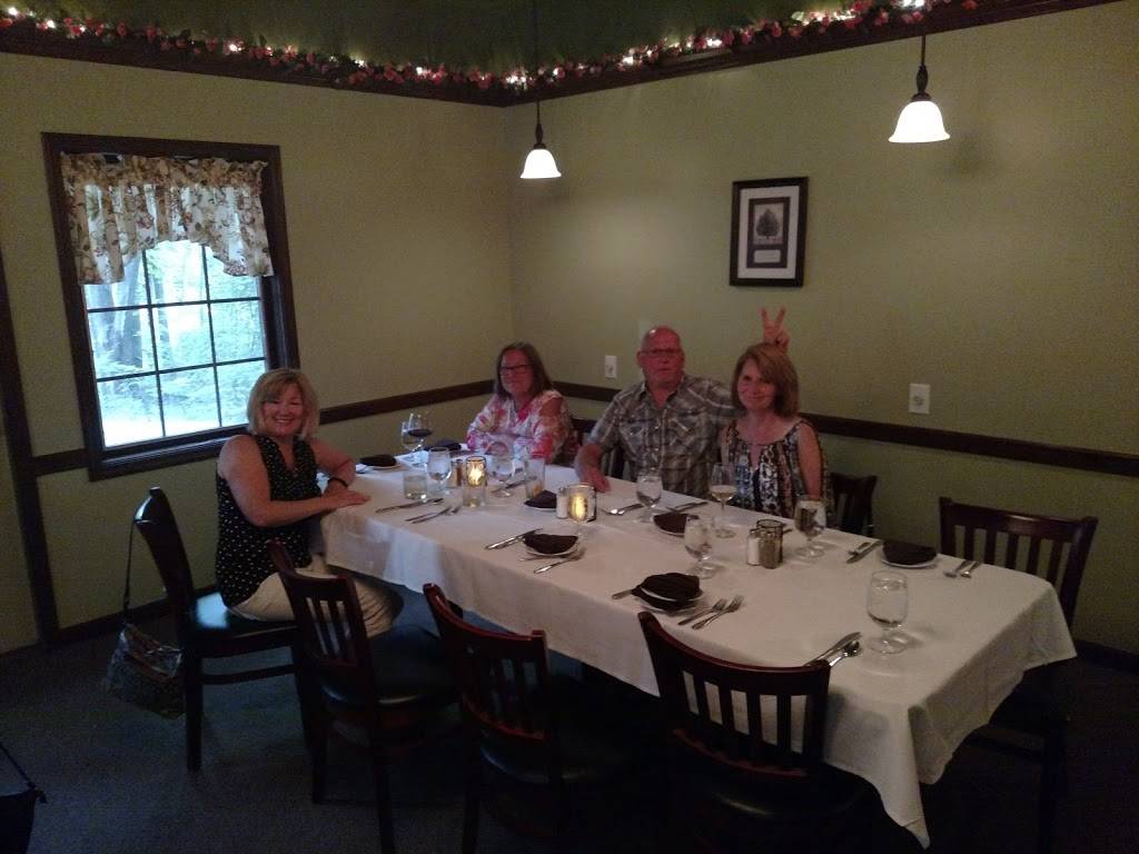 Arboreal Inn | restaurant | 18191 174th Ave, Spring Lake, MI 49456, USA | 6168423800 OR +1 616-842-3800