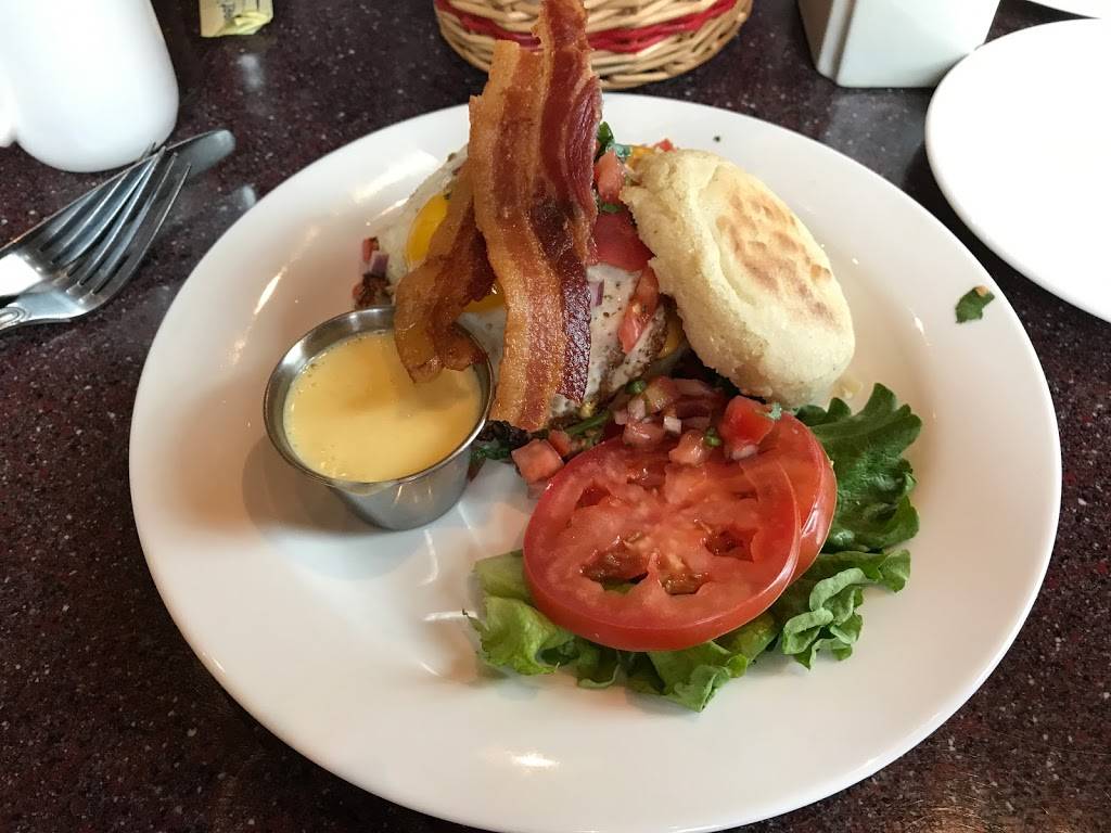 Market Basket | restaurant | 2501 S 90th St, Omaha, NE 68124, USA | 4023971100 OR +1 402-397-1100