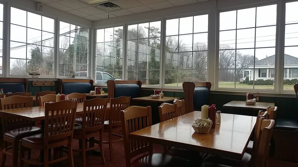 Mayflower Seafood Restaurant | restaurant | 101 Midtown Arc, Madison, NC 27025, USA | 3364270684 OR +1 336-427-0684