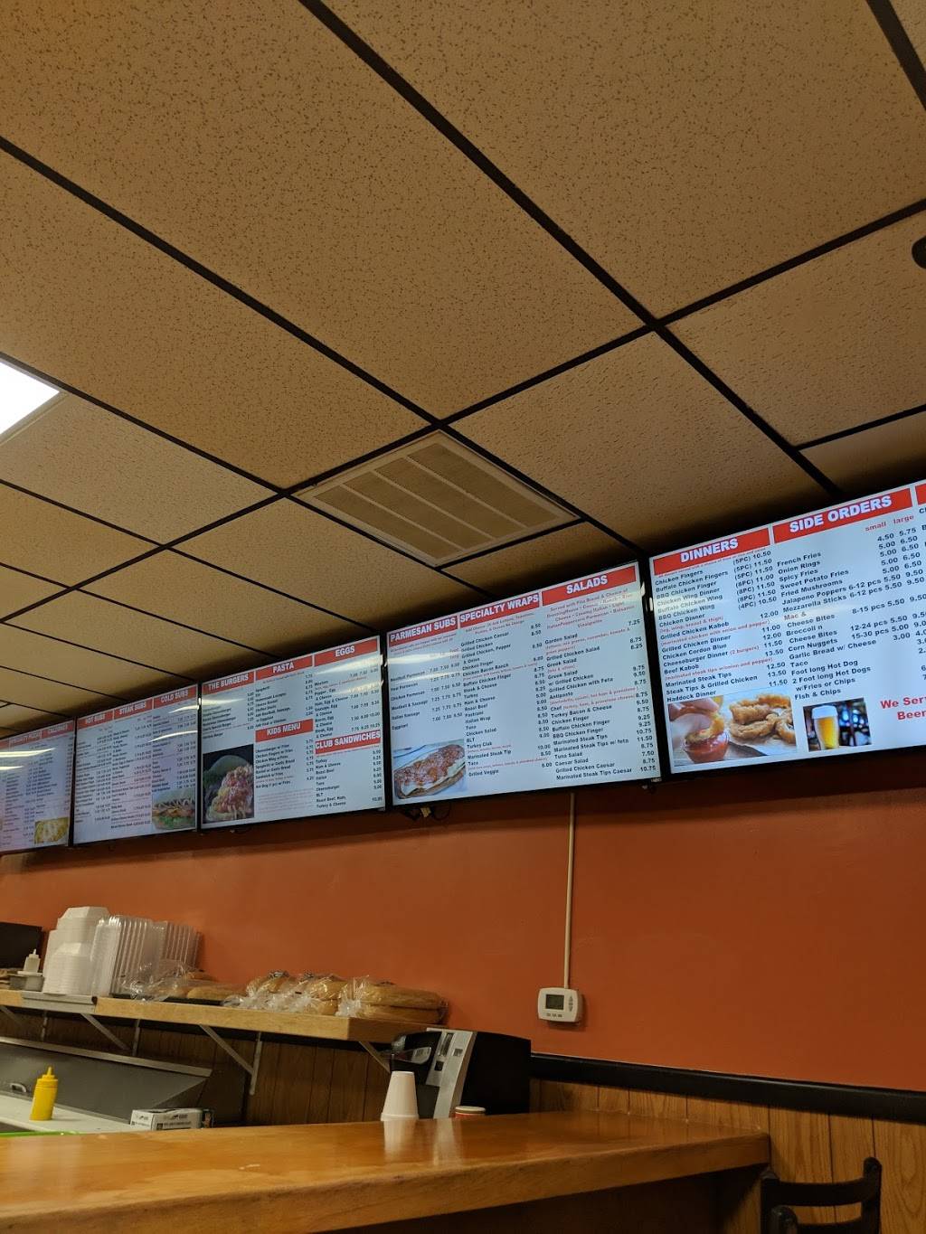 Ciaos Pizza & Subs | restaurant | 495 Amherst St, Nashua, NH 03063, USA | 6038893111 OR +1 603-889-3111