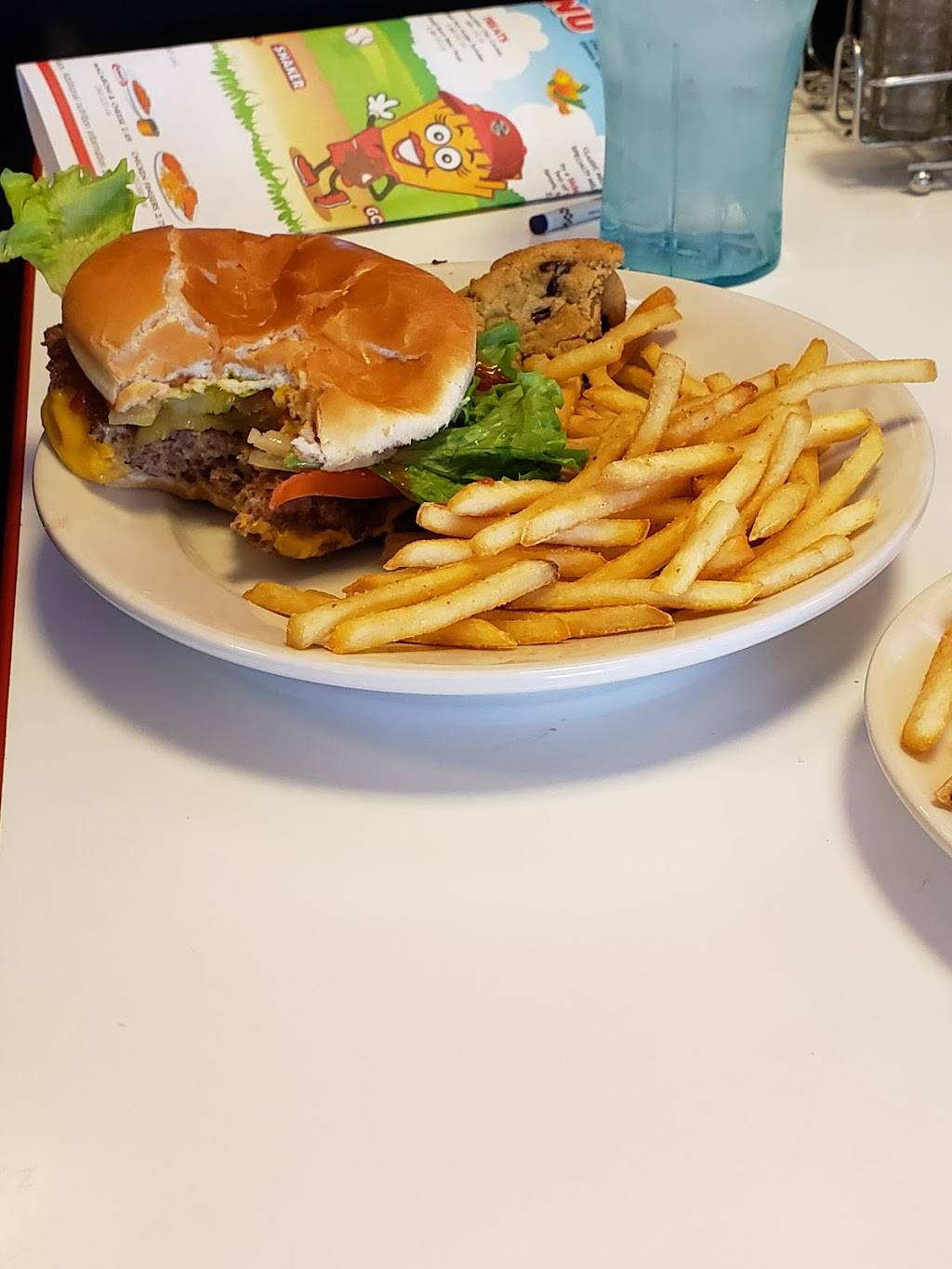 Steak n Shake | restaurant | 16902 Clover Rd, Noblesville, IN 46060, USA | 3177763855 OR +1 317-776-3855