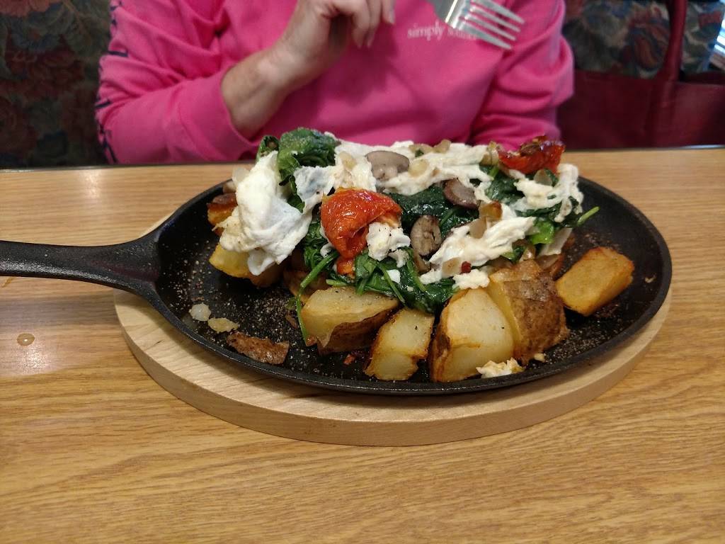 Perkins Restaurant & Bakery | restaurant | 3A Gateway Blvd S, Savannah, GA 31419, USA | 9129610424 OR +1 912-961-0424