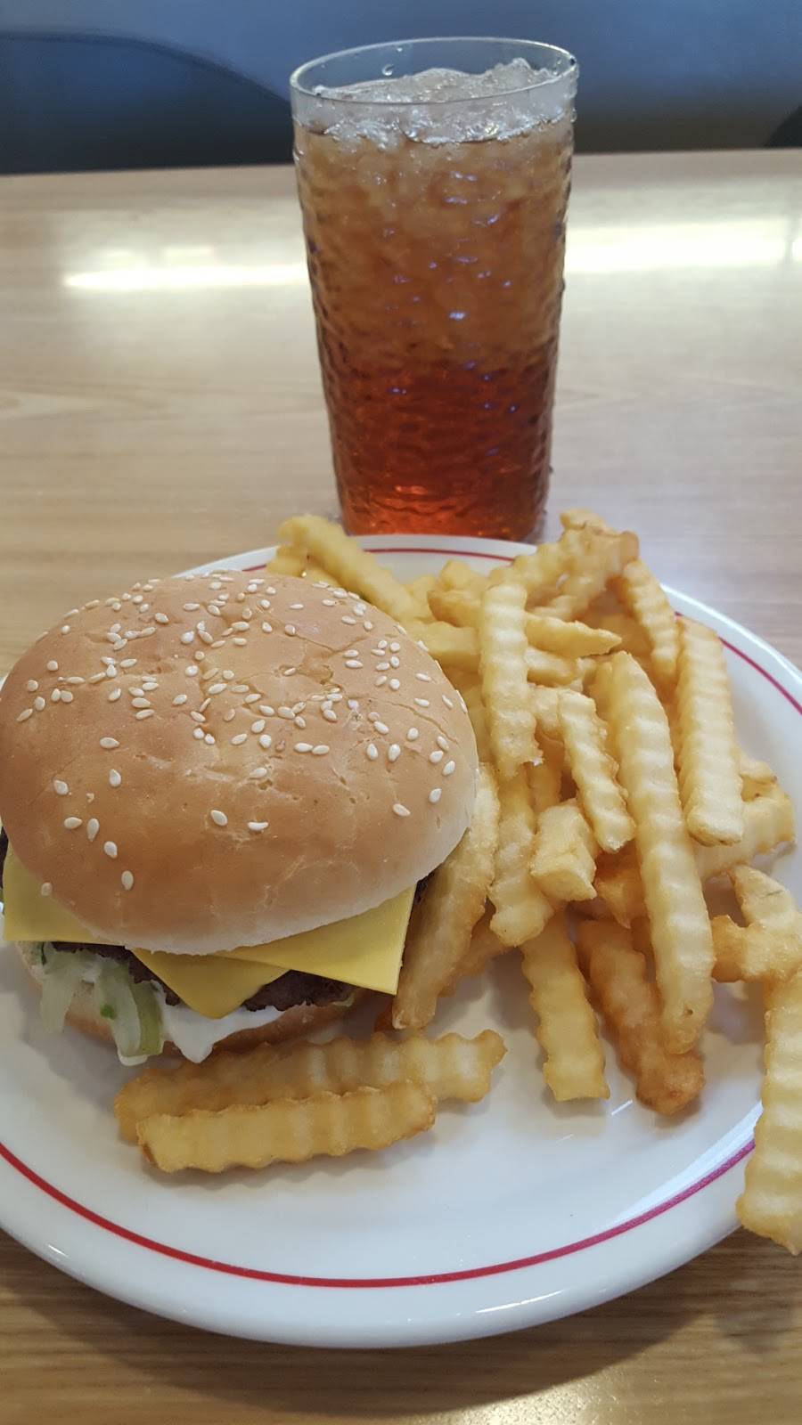 Frischs Big Boy | restaurant | 1707 River Valley Cir N, Lancaster, OH 43130, USA | 7406811177 OR +1 740-681-1177