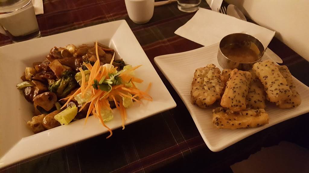 May Kaidee NYC | restaurant | 215 E Broadway, New York, NY 10002, USA | 2124481200 OR +1 212-448-1200