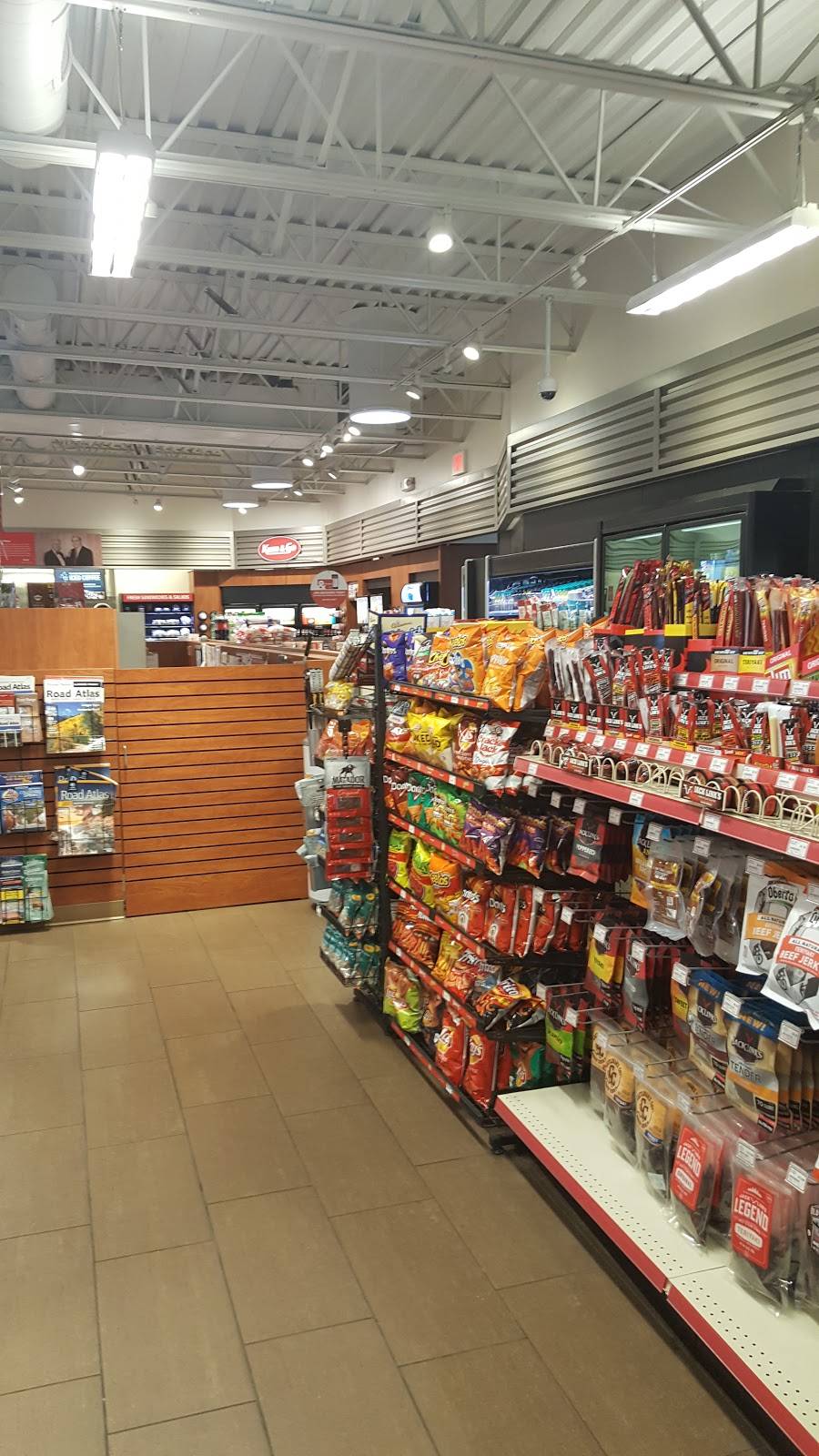 Kum & Go | meal takeaway | 3025 Hancock Expy, Colorado Springs, CO 80916, USA | 7194738296 OR +1 719-473-8296