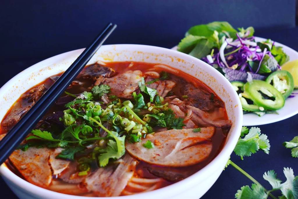All Pho You | restaurant | 4120 University Ave, Des Moines, IA 50311, USA | 5152794711 OR +1 515-279-4711