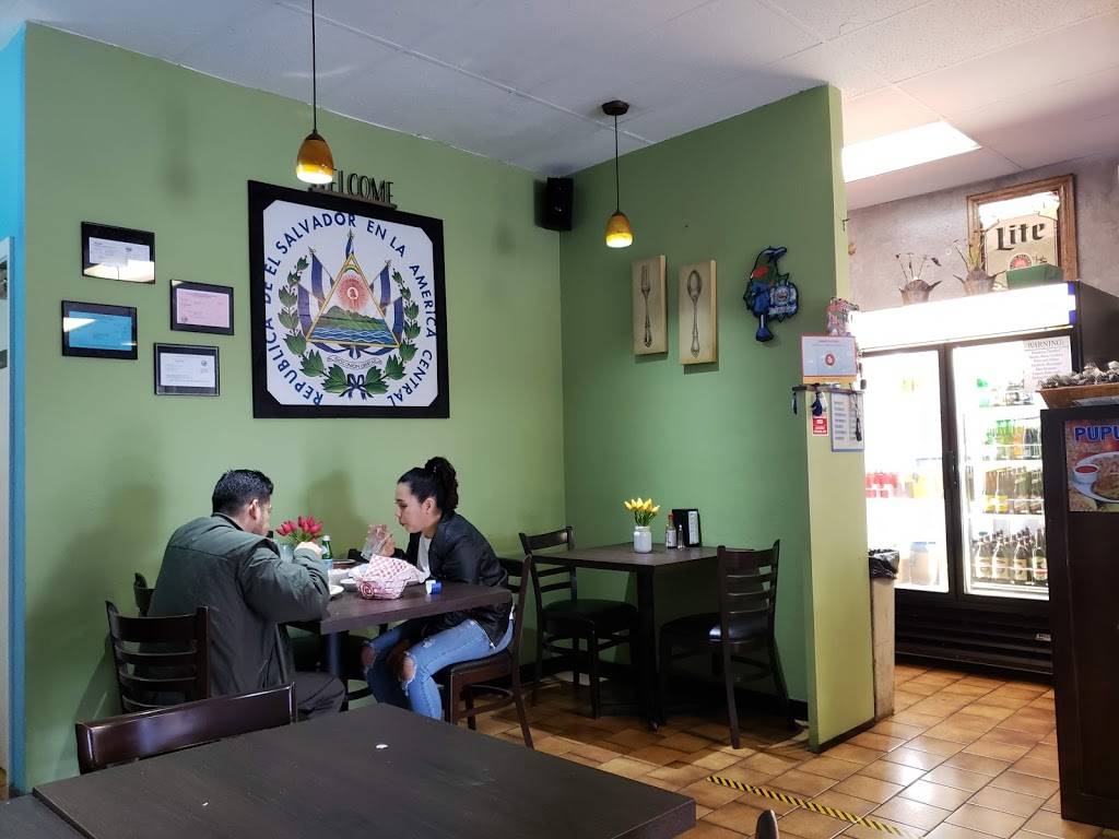 El Salvadoreño Pupuseria | restaurant | 3056 Del Monte Blvd, Marina, CA 93933, USA | 8317472385 OR +1 831-747-2385