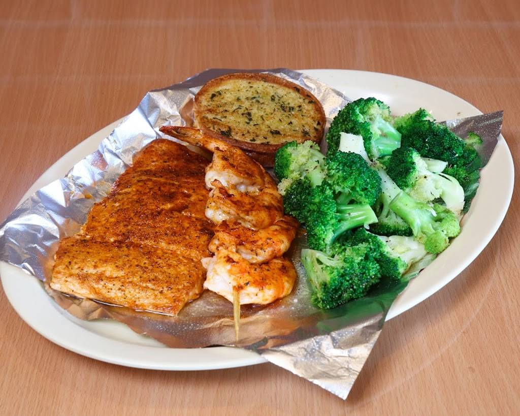 Fish & Chicks | meal delivery | 7955 Barker Cypress Rd, Cypress, TX 77433, USA | 2816568270 OR +1 281-656-8270