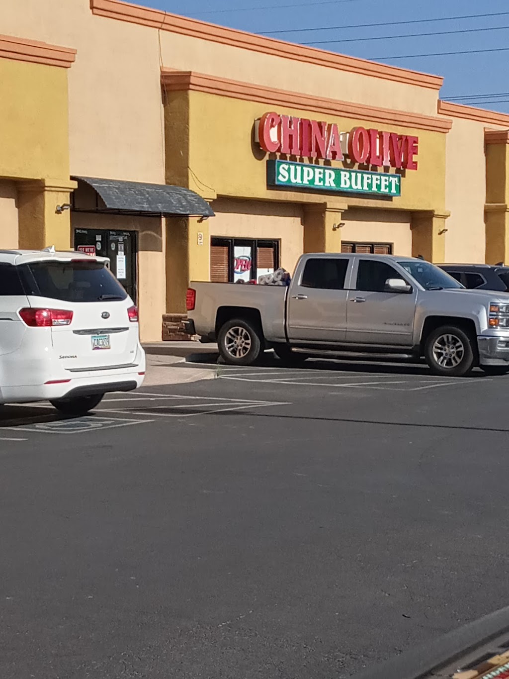 China Olive | restaurant | 1350 W Irvington Rd, Tucson, AZ 85746, USA | 5208075168 OR +1 520-807-5168