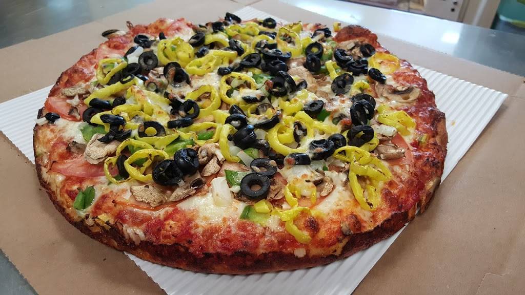 Hometown Pizza | restaurant | 7010 Gateway Park Dr, Village of Clarkston, MI 48346, USA | 2486204100 OR +1 248-620-4100